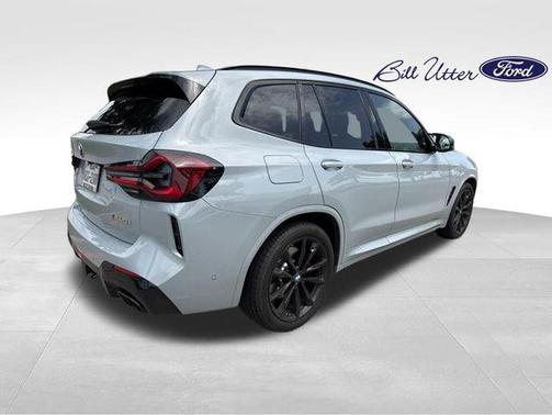 Brooklyn Grey Metallic 2024 BMW X3 M40i