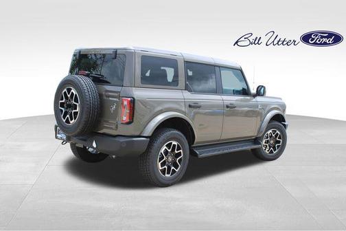 Marsh Gray 2026 Ford Bronco Outer Banks