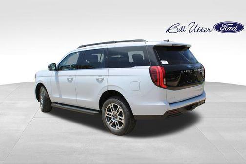 SPACE SILVER METALLIC 2026 Ford Expedition Active