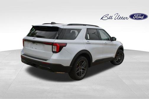 SPACE WHITE METALLIC 2026 Ford Explorer ST-Line
