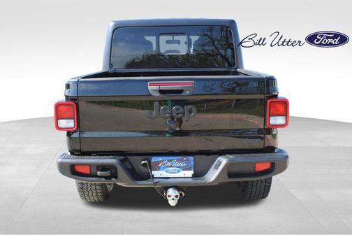 Black Clearcoat 2020 Jeep Gladiator Sport S