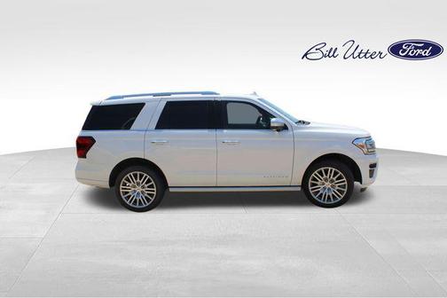 Star White Metallic Tri-Coat 2023 Ford Expedition Platinum