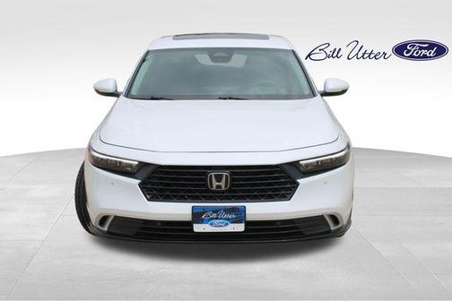 Platinum White Pearl 2024 Honda Accord Hybrid Touring