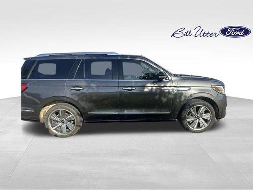Magnetic Gray Metallic 2018 Lincoln Navigator Reserve