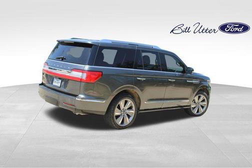 Magnetic Gray Metallic 2018 Lincoln Navigator Reserve