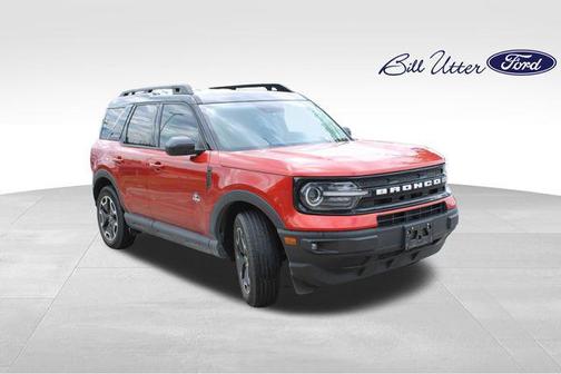 HOT PEPPER RED TC 2023 Ford Bronco Sport Outer Banks