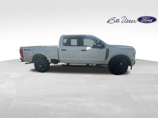 Oxford White 2024 Ford F-250 XL
