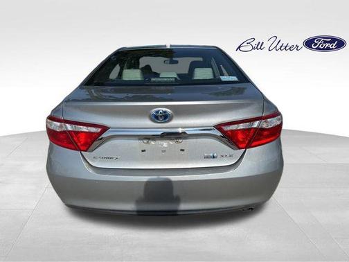 2017 Toyota Camry Hybrid XLE