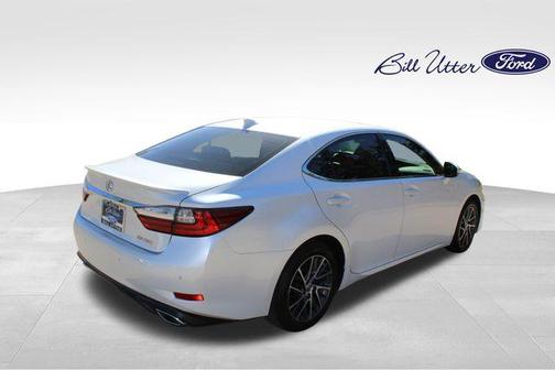 2017 Lexus ES 350 Base