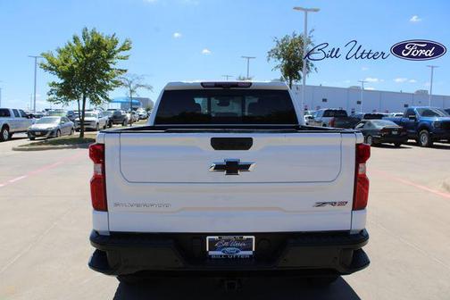 Summit White 2024 Chevrolet Silverado 1500 ZR2