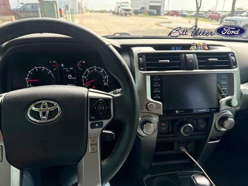 Super White 2021 Toyota 4Runner SR5 Premium