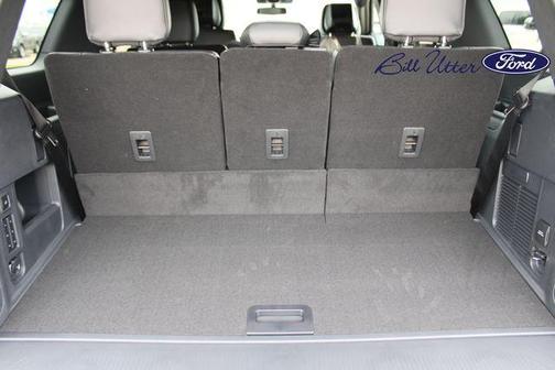 STAR WHITE MET TRI-COAT 2026 Ford Expedition Platinum