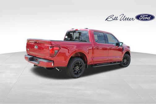 Ruby Red Metallic Tinted Clearcoat 2026 Ford F-150 XLT