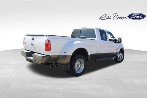 White Platinum Tri-Coat Metallic 2016 Ford F-450 Lariat