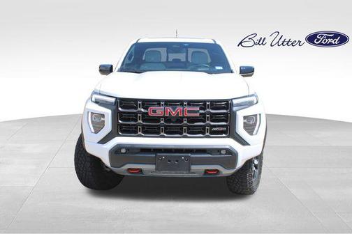 Summit White 2025 GMC Canyon AT4X