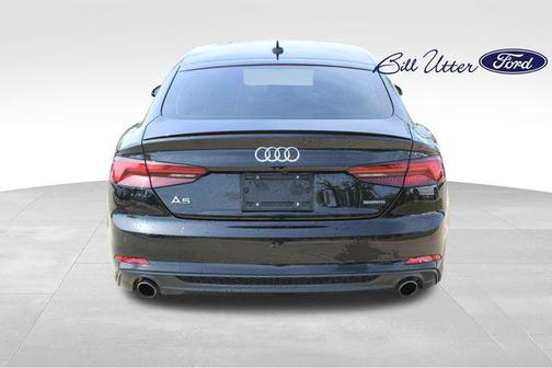 Mythos Black Metallic 2019 Audi A5 45 Premium