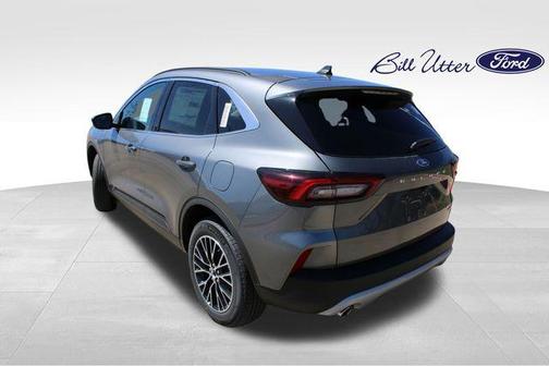 2025 Ford Escape SE