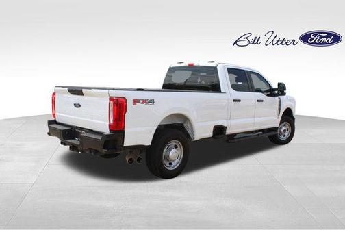 Oxford White 2023 Ford F-350 XL