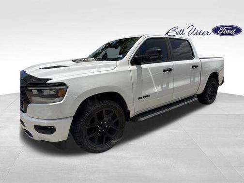 Bright White Clearcoat 2023 RAM 1500 Laramie