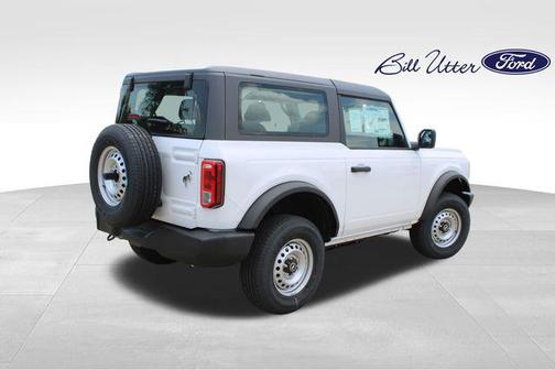 OXFORD WHITE 2026 Ford Bronco Base