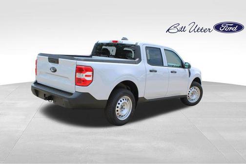 Space White Metallic 2026 Ford Maverick XL