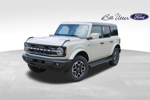 DESERT SAND 2026 Ford Bronco Outer Banks