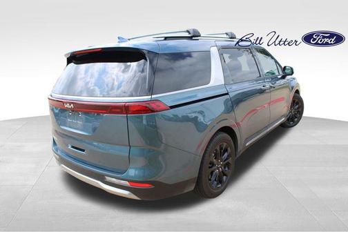 2024 Kia Carnival SX