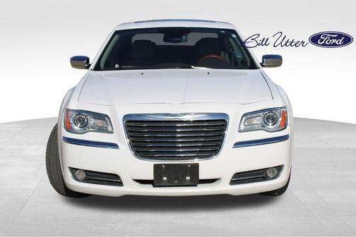 2011 Chrysler 300C Base