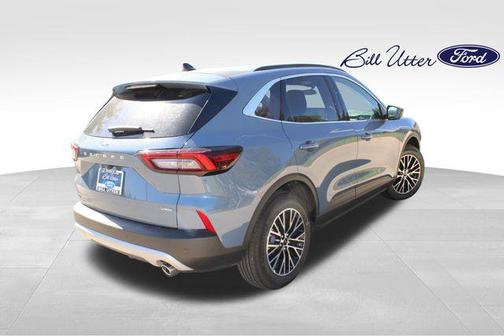 2025 Ford Escape PHEV SE