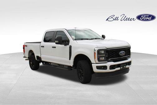 Oxford White 2023 Ford F-250 XL