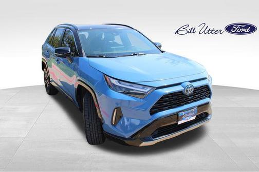 2022 Toyota RAV4 Hybrid SE