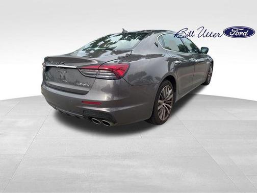 2022 Maserati Quattroporte Modena Q4