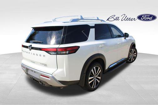 2024 Nissan Pathfinder Platinum 4WD