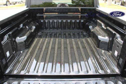 Shadow Black 2026 Ford Maverick Lobo Standard