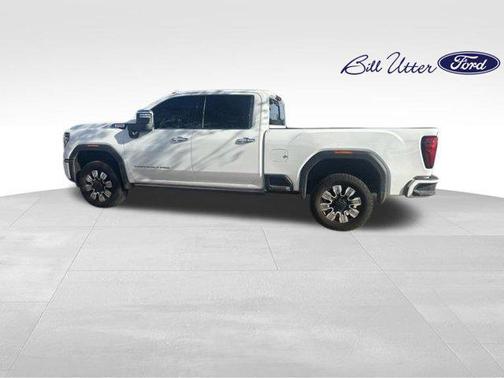 Summit White 2025 GMC Sierra 2500 Denali