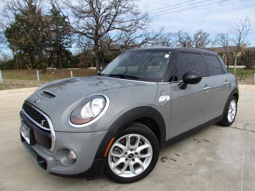 2015 MINI Hardtop Base