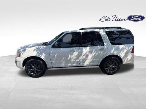 White Platinum 2017 Ford Expedition Limited
