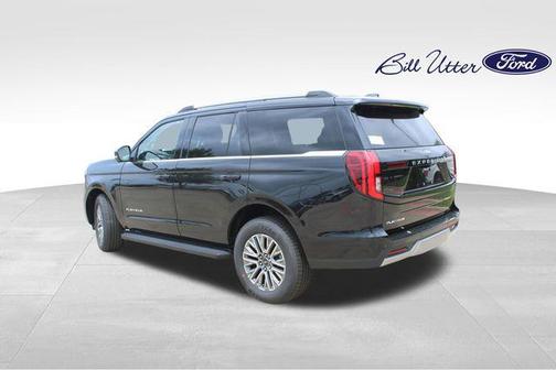 Agate Black Metallic 2026 Ford Expedition Platinum