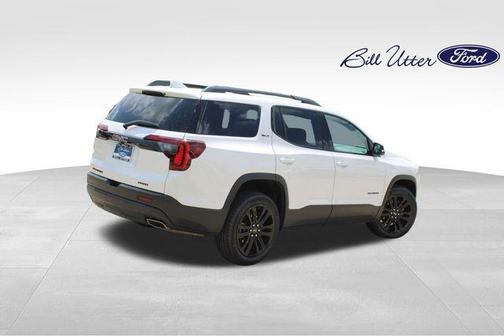 White Frost Tricoat 2023 GMC Acadia AWD SLT
