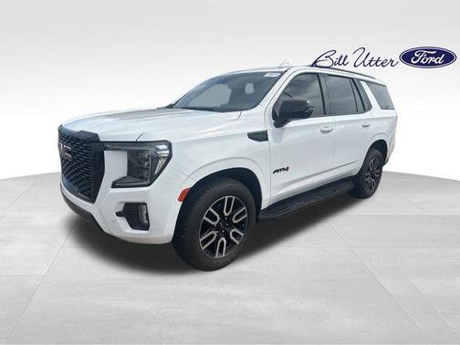 Summit White 2022 GMC Yukon 4WD AT4