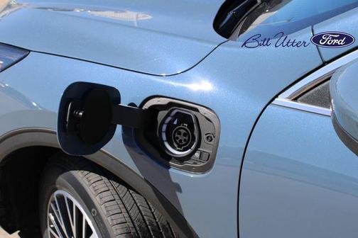 2025 Ford Escape SE
