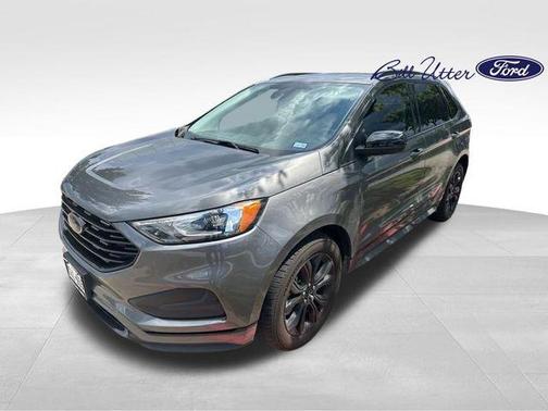 Carbonized Gray Metallic 2022 Ford Edge SE
