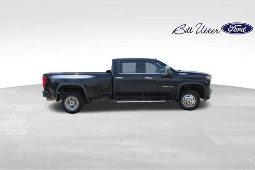 Black 2022 Chevrolet Silverado 3500 High Country