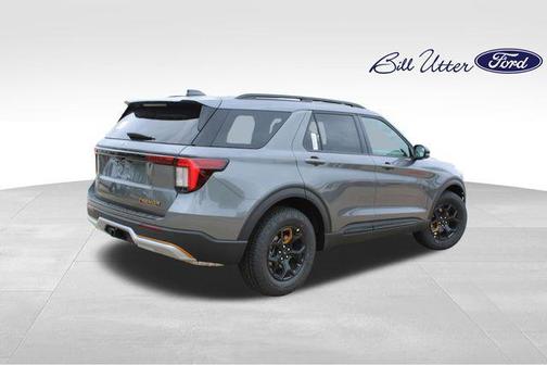 Carbonized Gray Metallic 2026 Ford Explorer Tremor