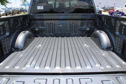 CARBONIZED GRAY METALLIC 2026 Ford F-150 XLT