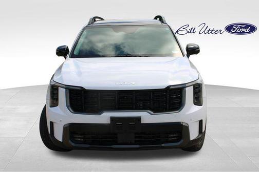 Glacial White Pearl 2024 Kia Sorento SX