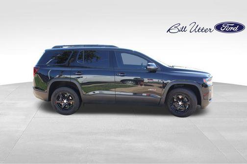 2023 GMC Acadia AWD AT4