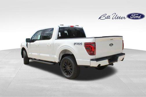 STAR WHITE METALLIC TRICOAT 2026 Ford F-150 Lariat