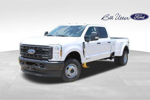 Oxford White 2026 Ford F-350 XL