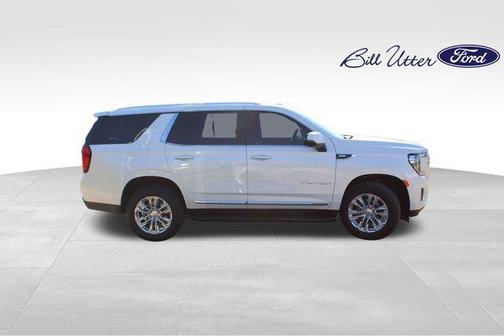 White Frost Tricoat 2023 GMC Yukon SLT